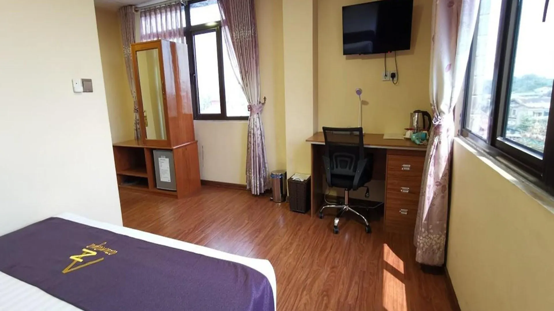 Hotel Lavender Янгон 3*,