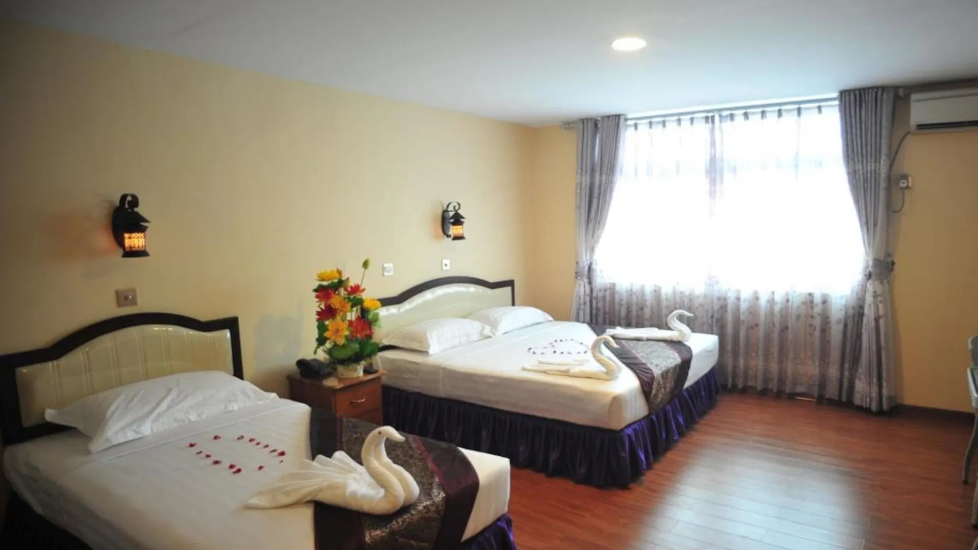 Hotel Lavender Янгон